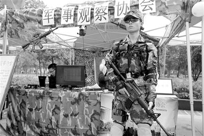 圖文：兵哥哥當模特